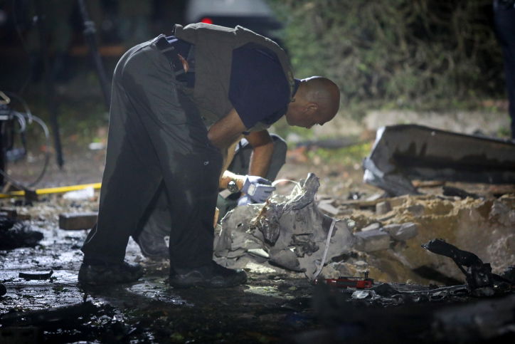 נפילת רקטה בגוש דן