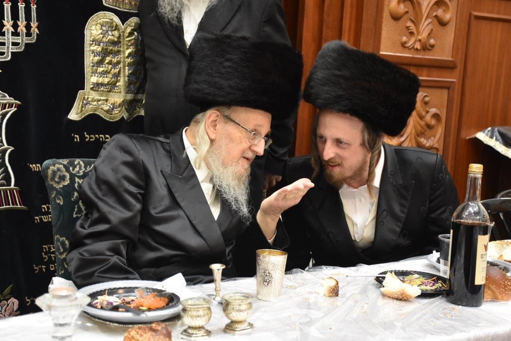 באוז'רוב חגגו בר מצווה לנכדו של האדמו"ר