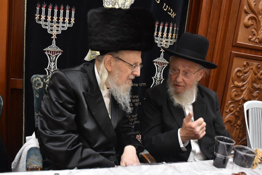 באוז'רוב חגגו בר מצווה לנכדו של האדמו"ר