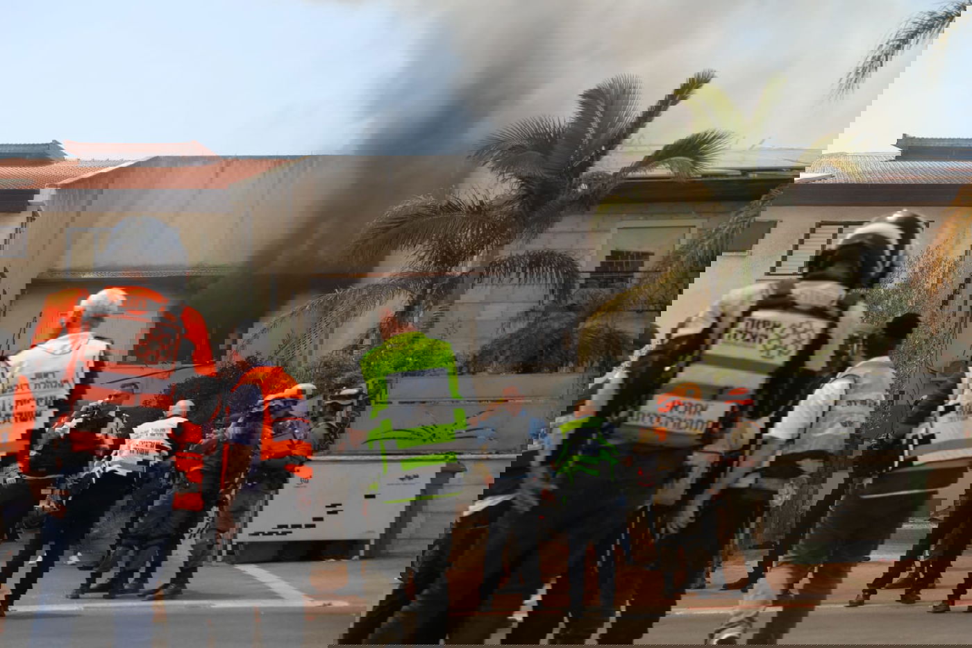 שני אזרחים נהרגו; מטח הטילים גבר על מערכת כיפת ברזל