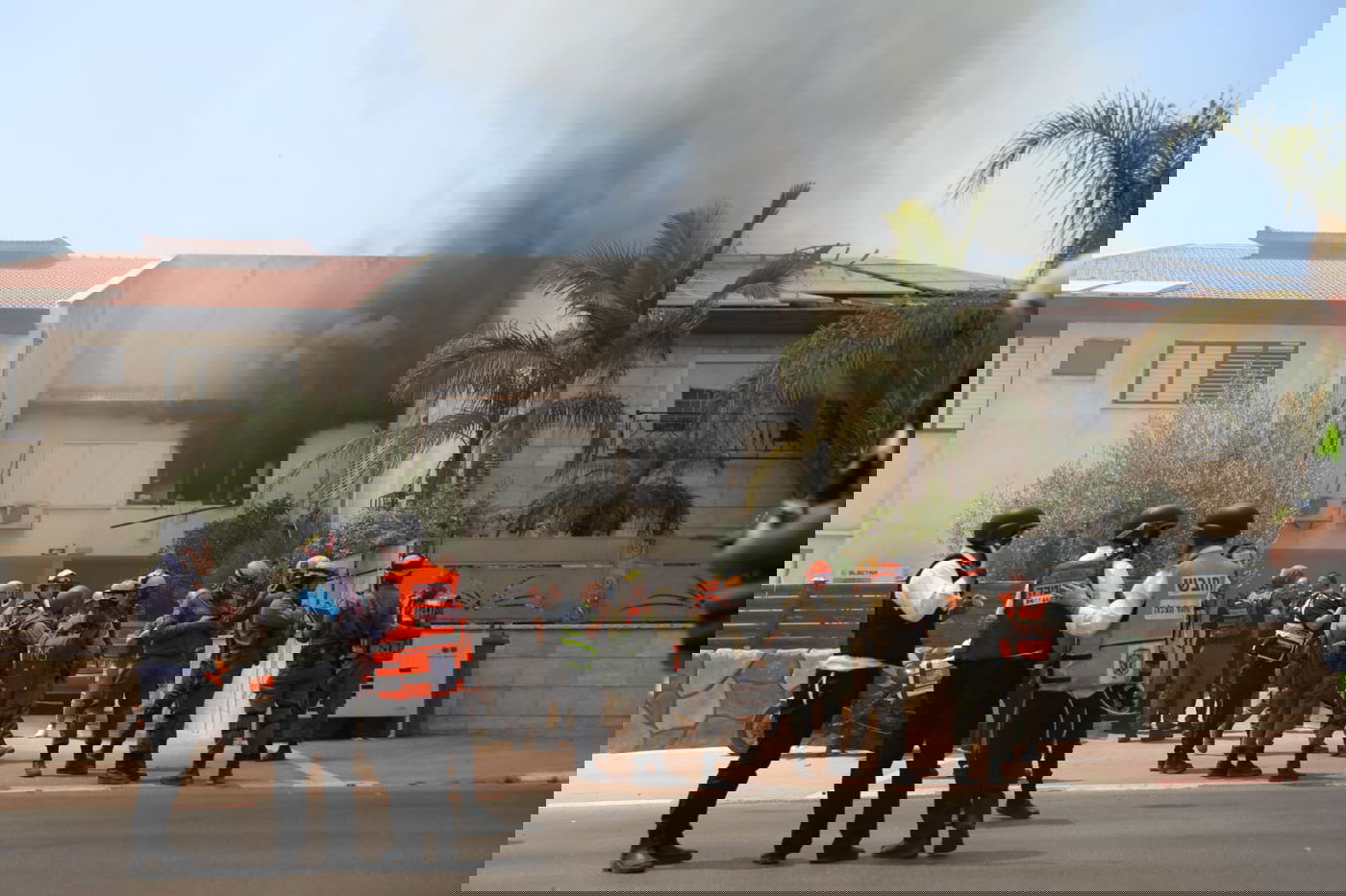 שני אזרחים נהרגו; מטח הטילים גבר על מערכת כיפת ברזל