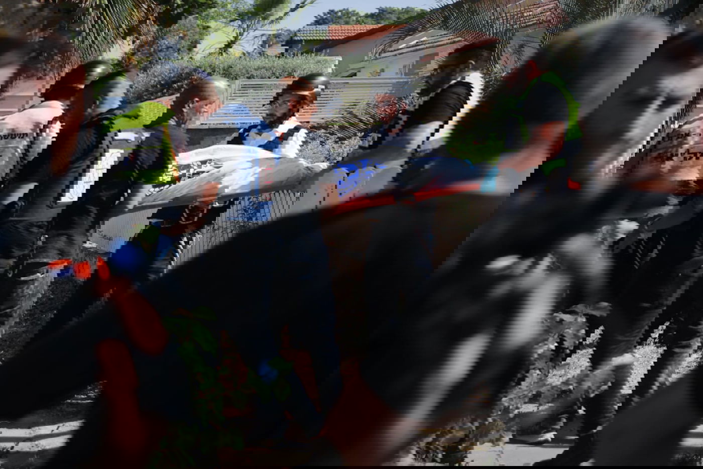 שני אזרחים נהרגו; מטח הטילים גבר על מערכת כיפת ברזל