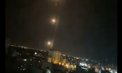 צהלות שמחה בעזה על הטילים לגוש דן; צפו