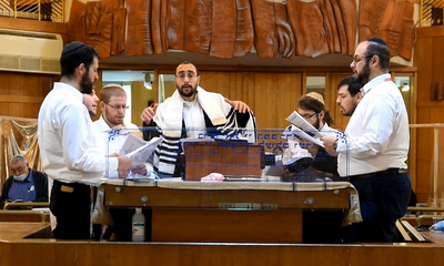 מאיר אפפלדורפר ומקהלתו: הנני מוכן ומזומן