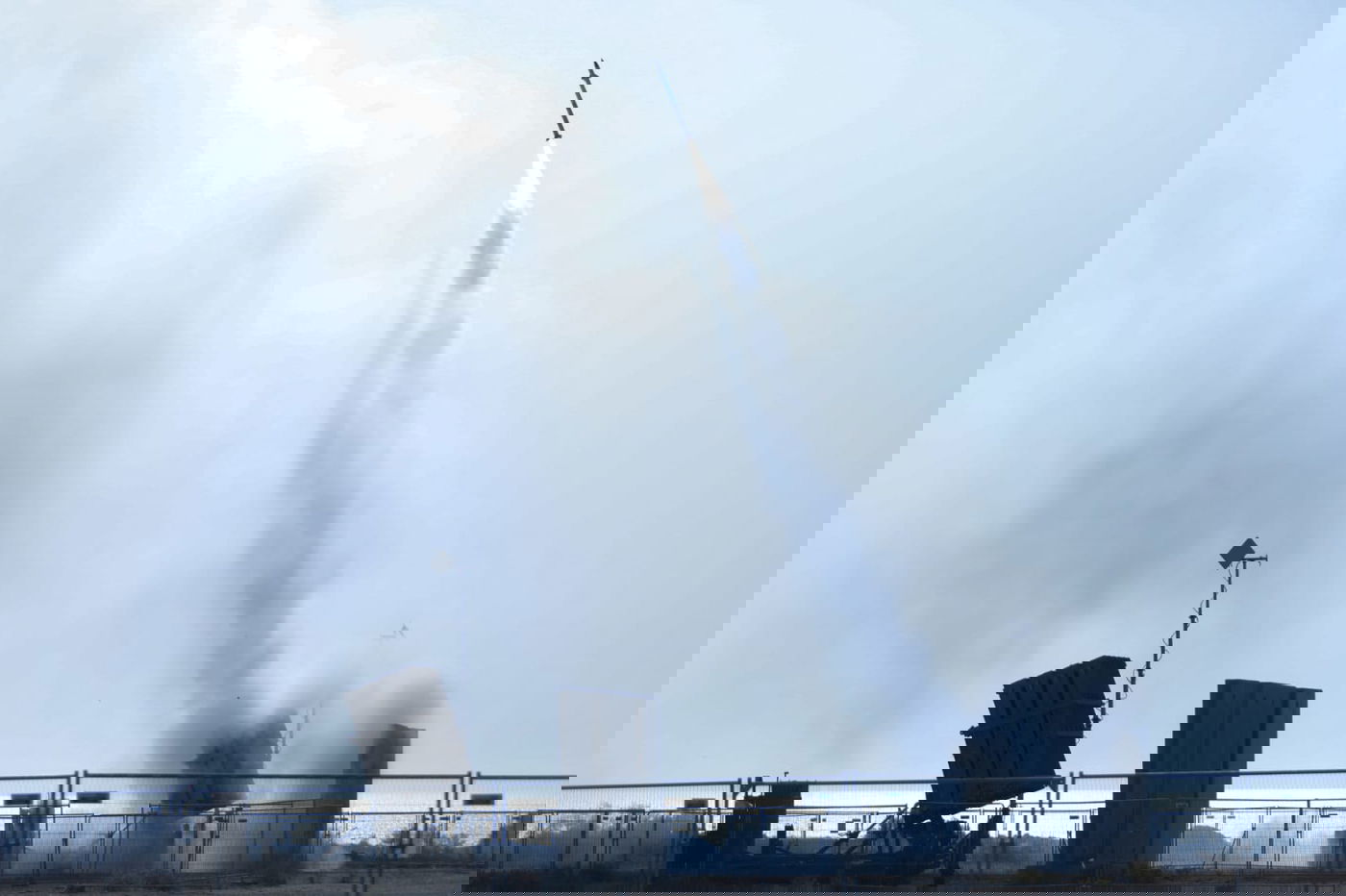 בעדשה של חיים גולדברג: כיפת ברזל וירי הפגזים