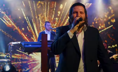 שמוליק קליין ויוחנן אורי במחרוזת "דאנס"