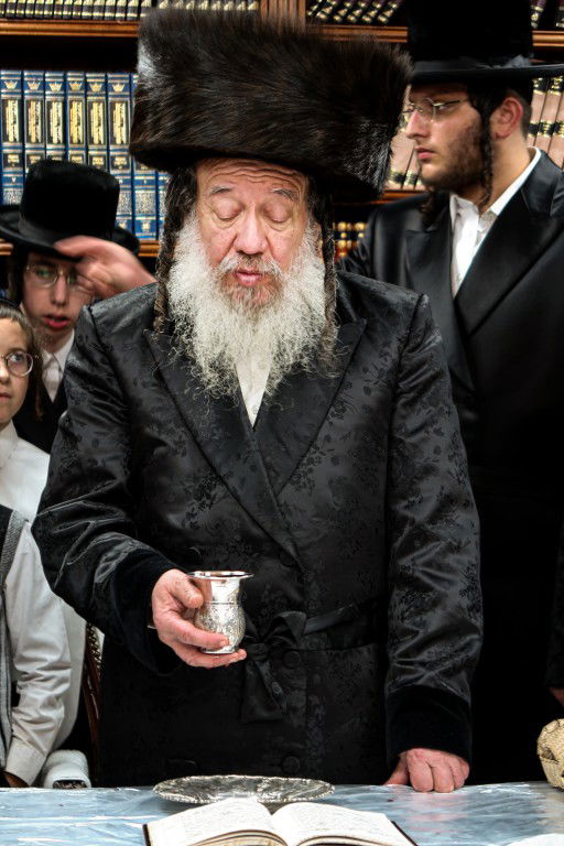 צפו: האדמו"ר מזוועהיל שבת בביתר עילית