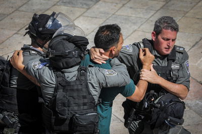 אחד המעצרים