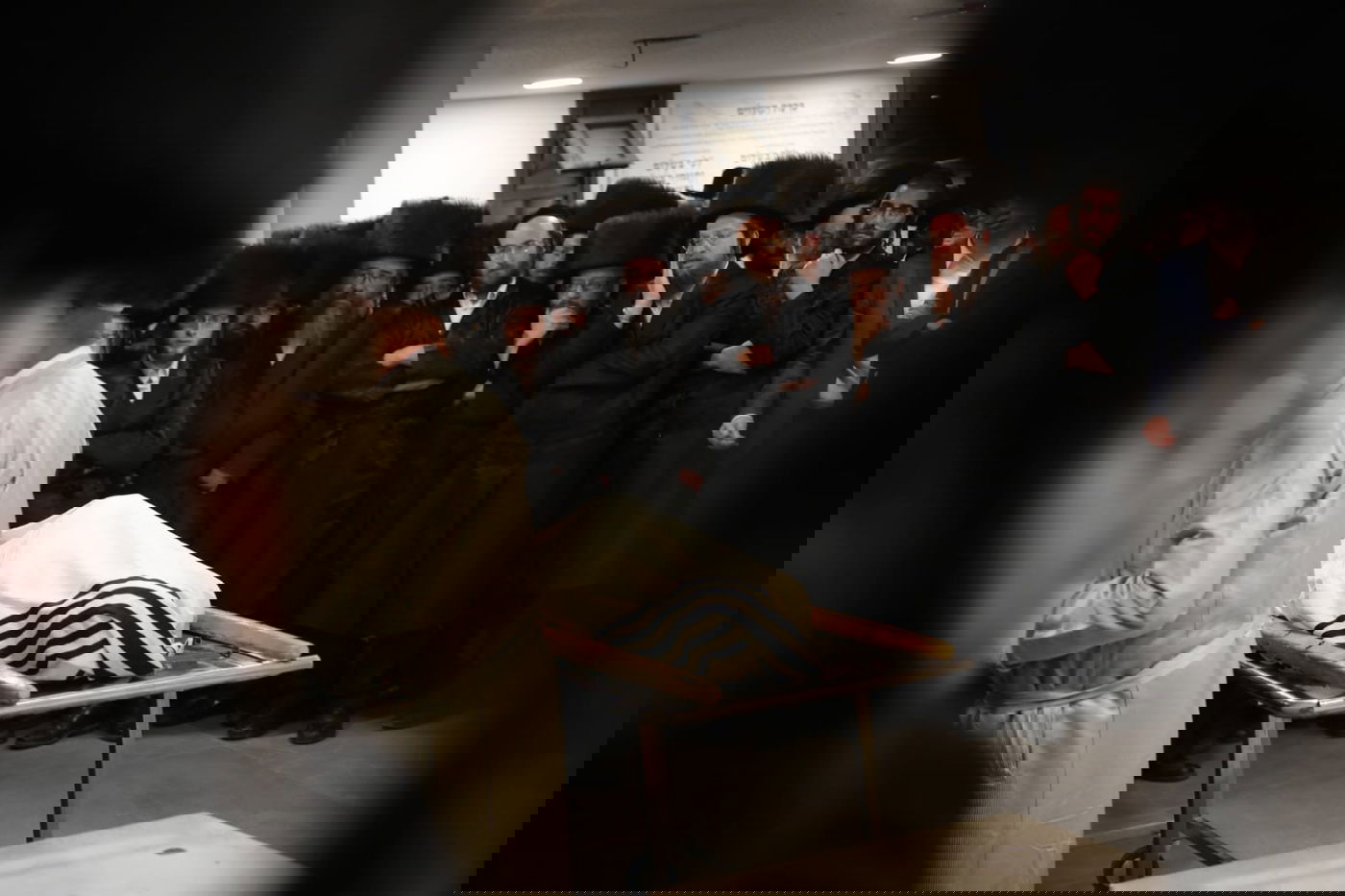 לאחר חצות: שני חסידי קרלין שנהרגו באסון הובאו למנוחות