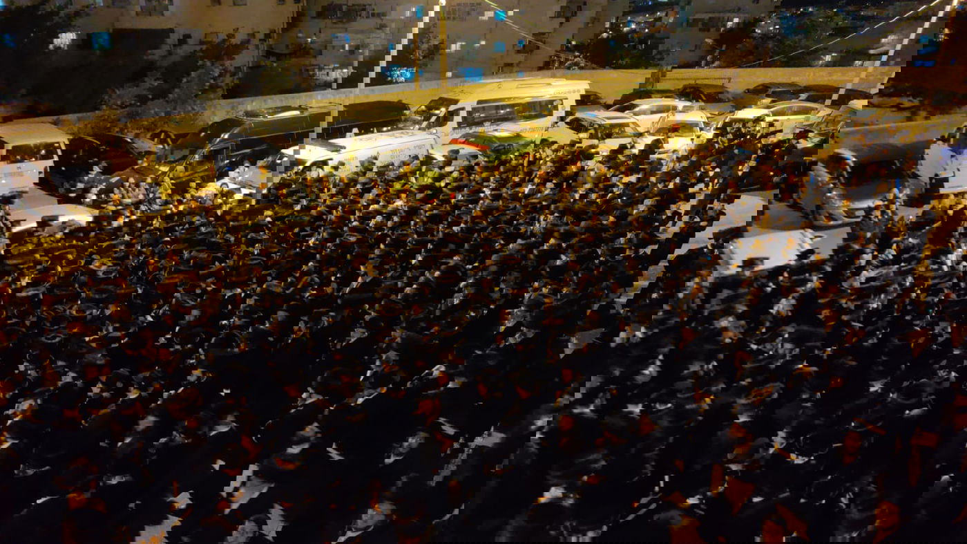 תיעוד ראשון:  הלויית הבחור והאברך הרוגי האסון