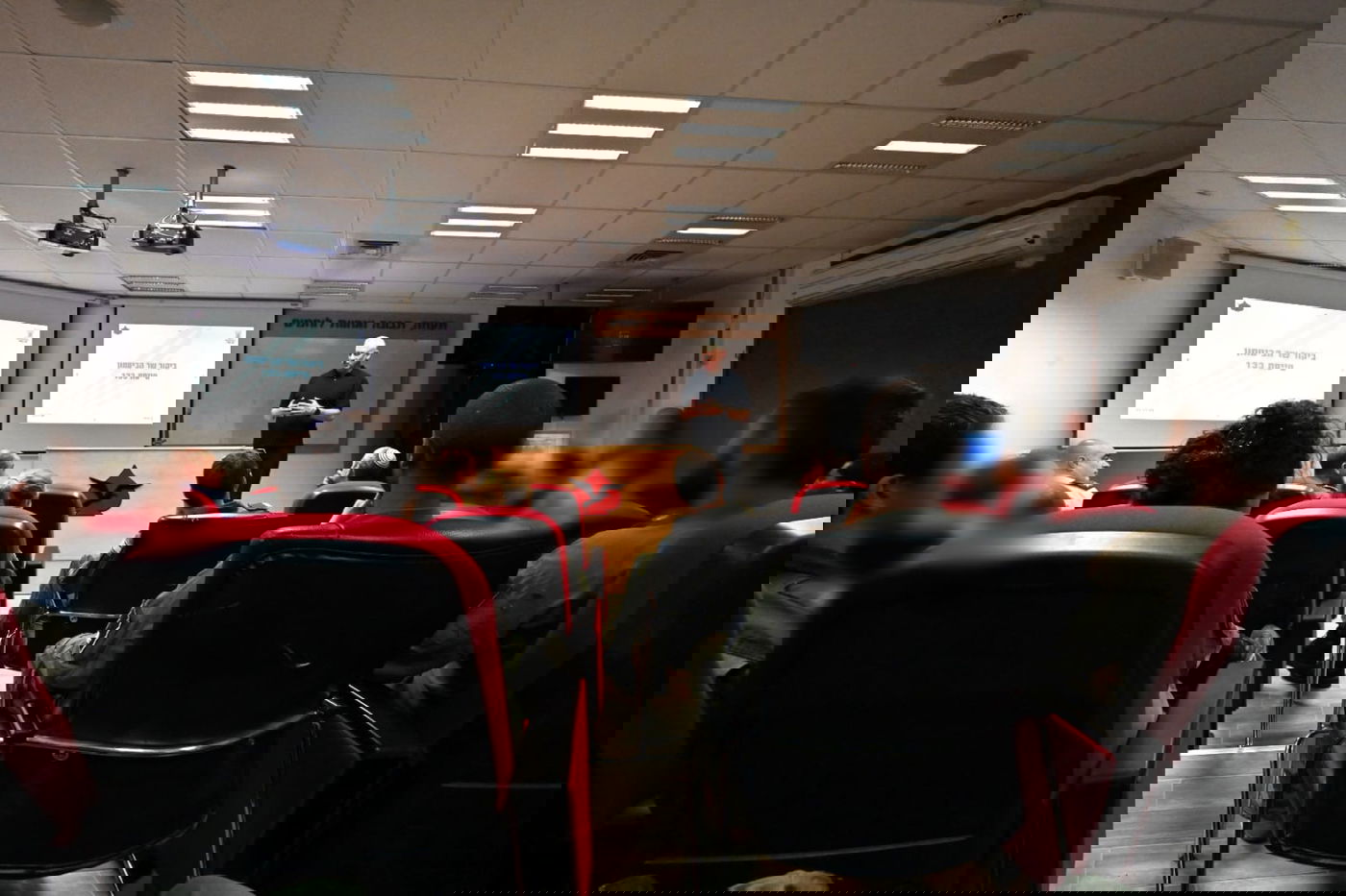 שר הביטחון בני גנץ ביקר בבסיס תל נוף; תיעוד