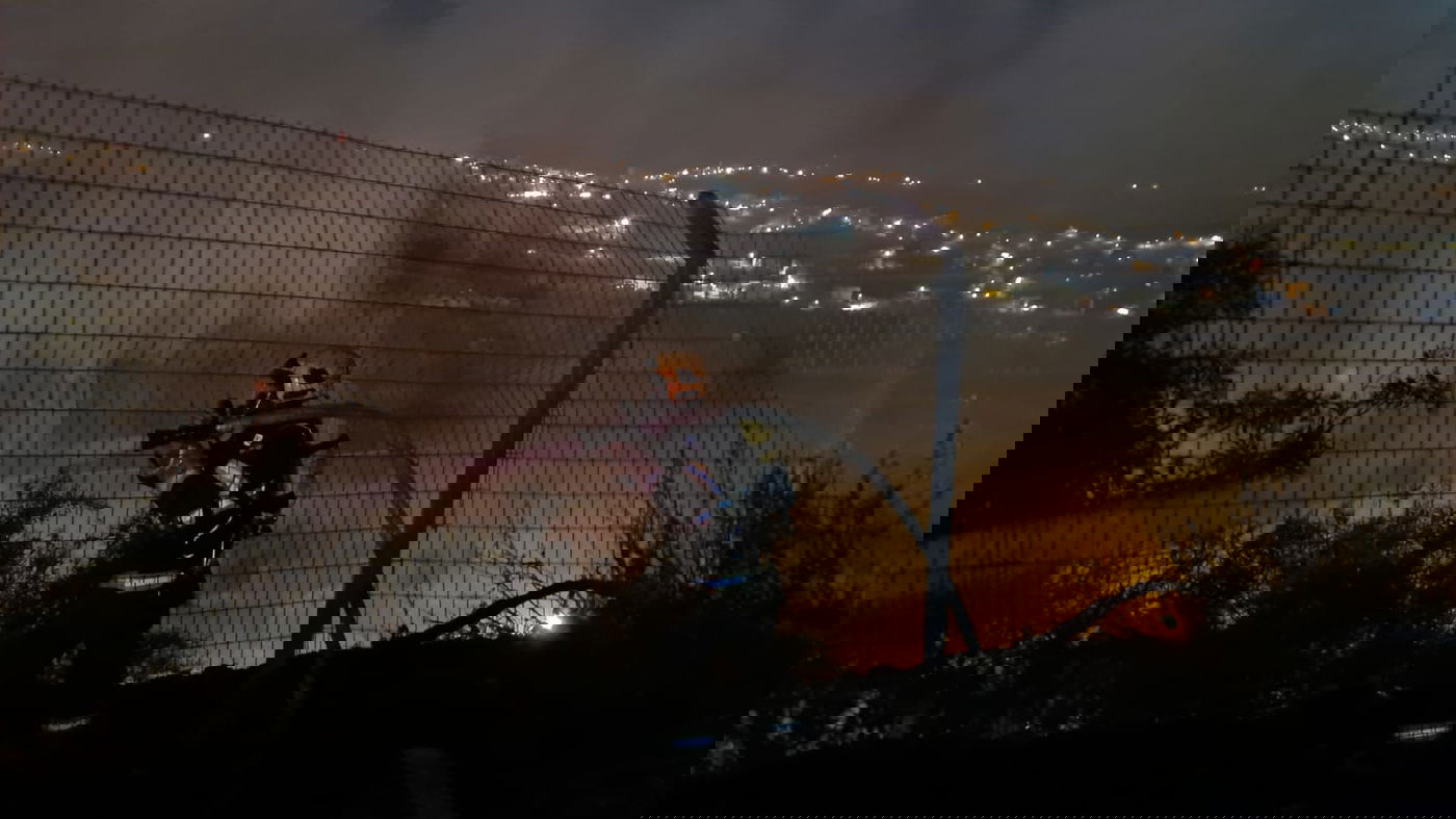 חשד לאירוע לאומני: הצתה בחניון רכבים בביתר עילית