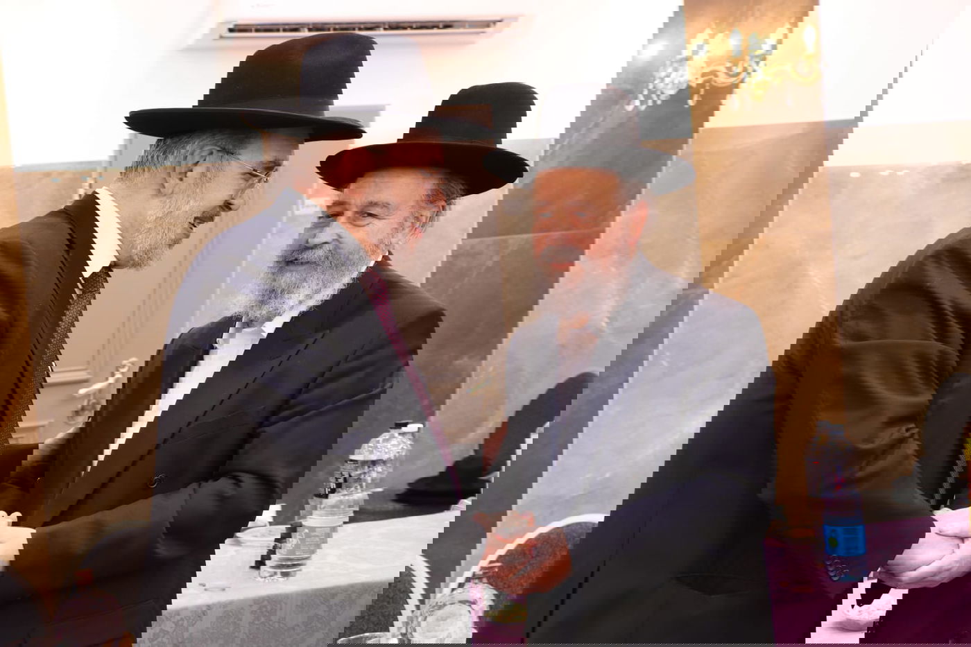 יעקב אשר אירס; רבנים ואישי ציבור באו לברך