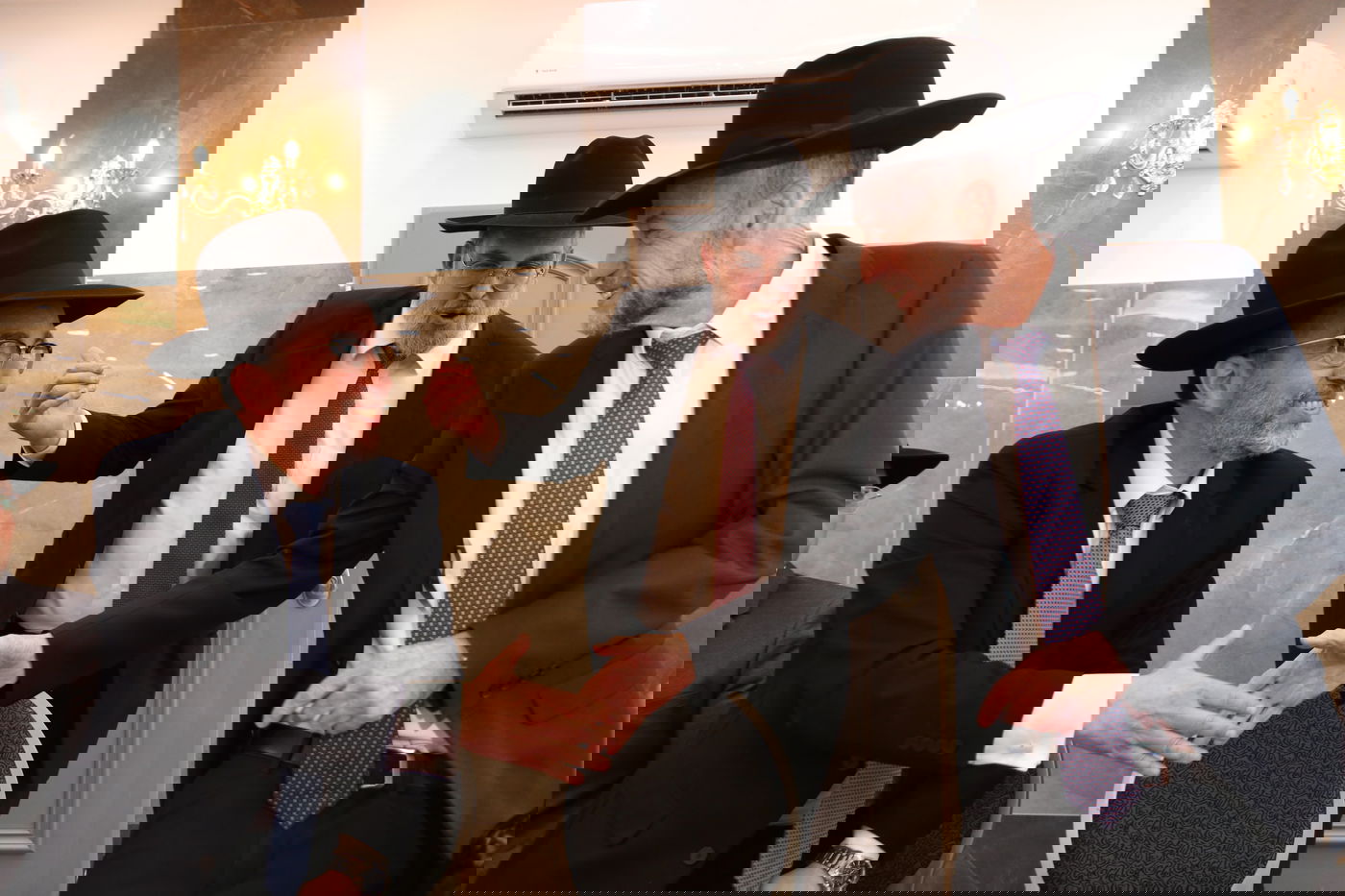 יעקב אשר אירס; רבנים ואישי ציבור באו לברך