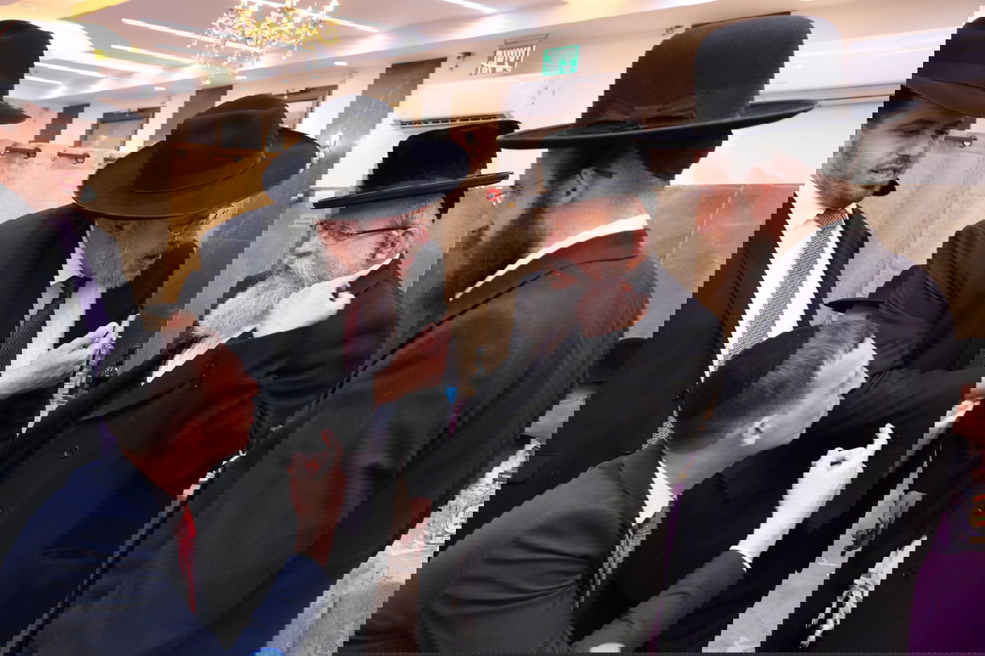 יעקב אשר אירס; רבנים ואישי ציבור באו לברך