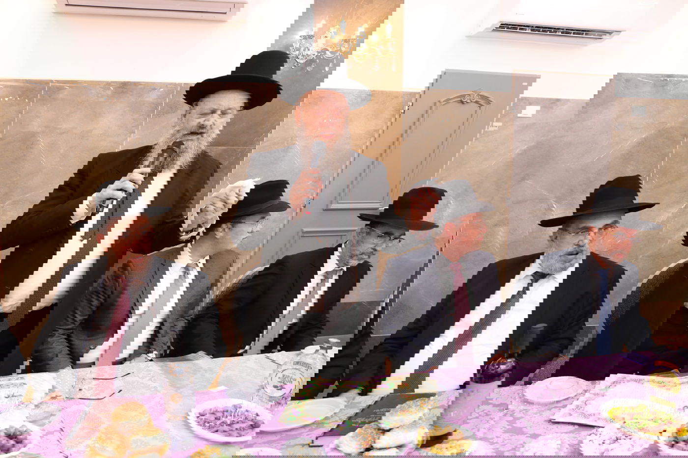 יעקב אשר אירס; רבנים ואישי ציבור באו לברך