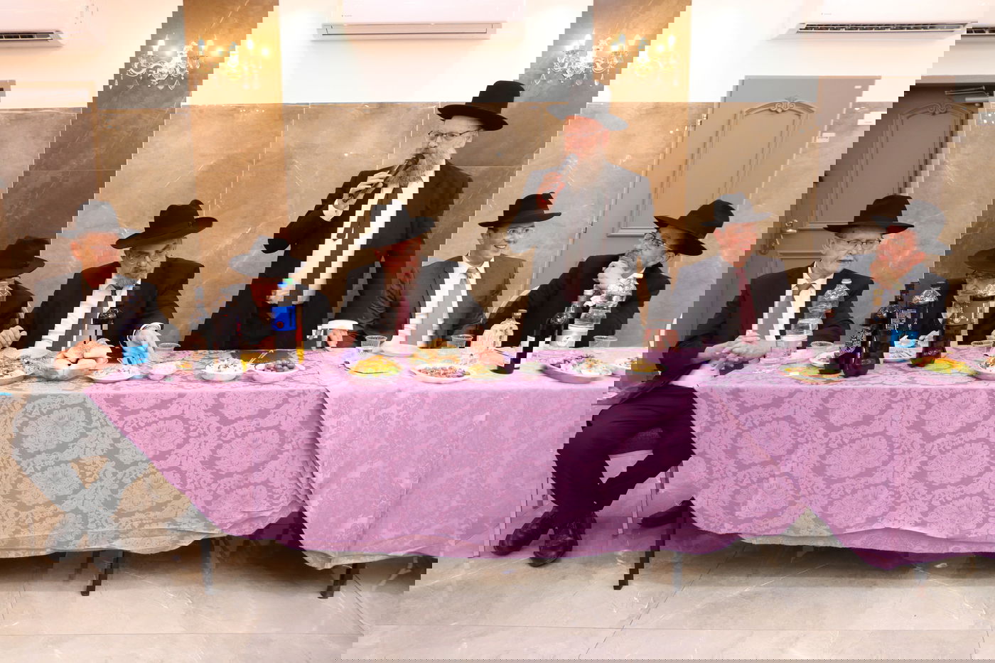 יעקב אשר אירס; רבנים ואישי ציבור באו לברך