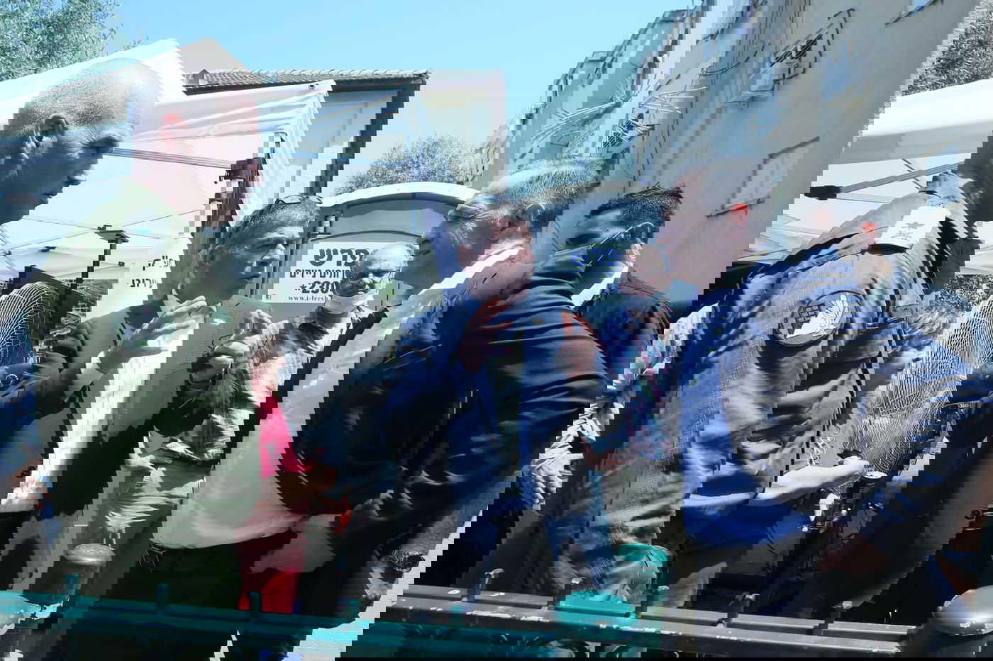 מאס ואשכנזי