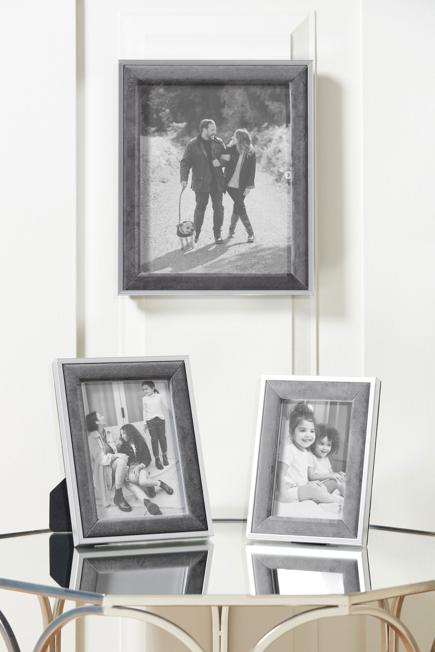 מסגרת תמונה קטיפתית 37-52 ש"ח - כנסו >>