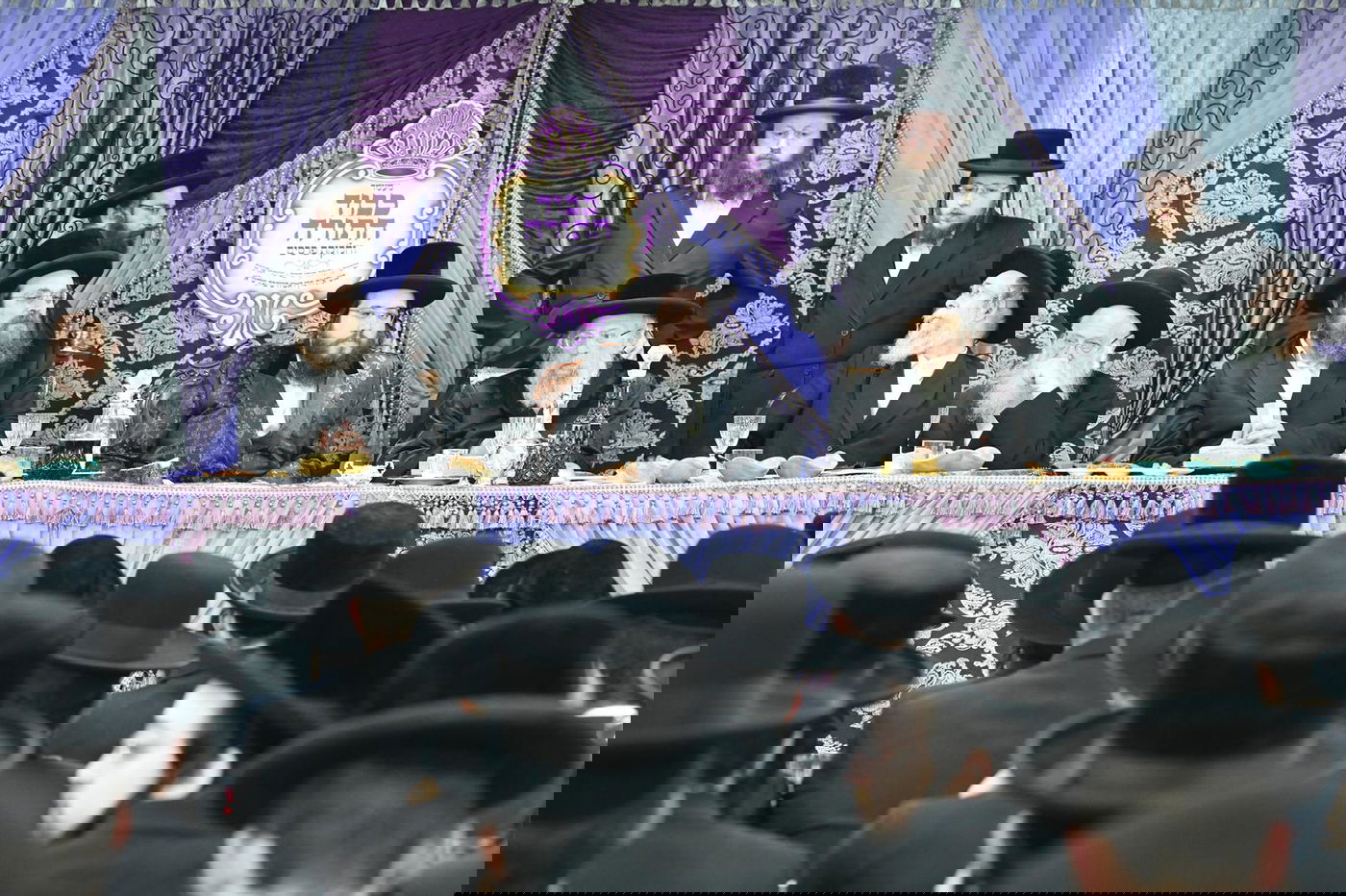 בישיבת שומרי אמונים חגגו סיום שני מסכתות