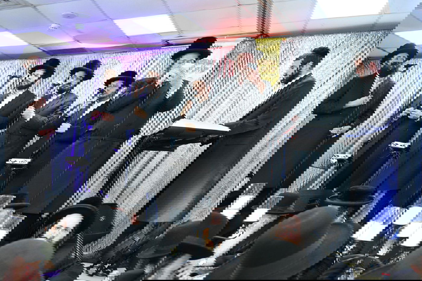 בישיבת שומרי אמונים חגגו סיום שני מסכתות