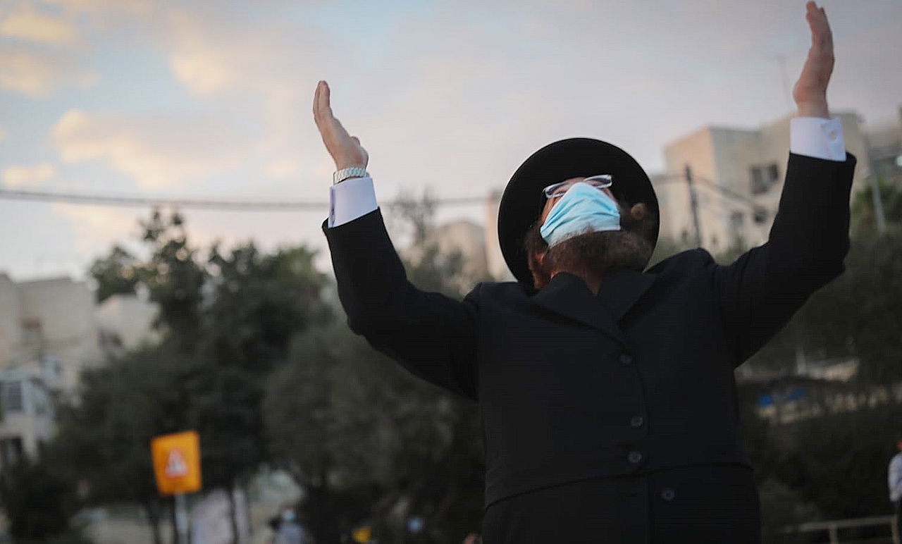 תפילה ב'קורונה'. ארכיון