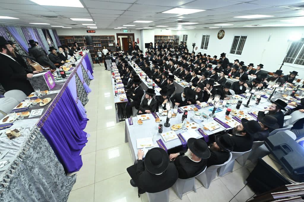 מעמד כבוד התורה בישיבת 'חוקי חיים' - שומרי אמונים