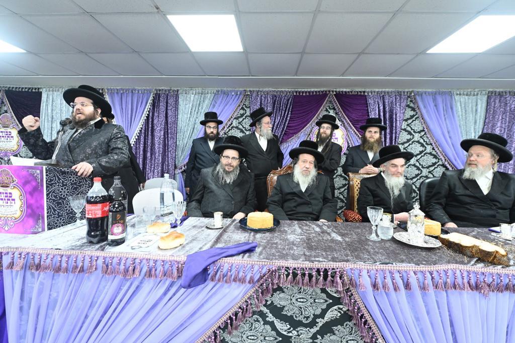 מעמד כבוד התורה בישיבת 'חוקי חיים' - שומרי אמונים