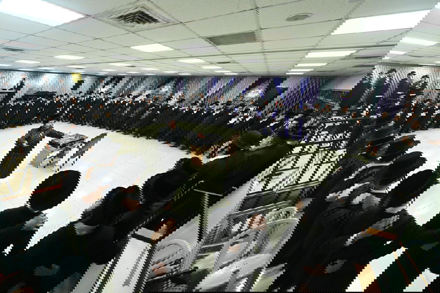 מעמד כבוד התורה בישיבת 'חוקי חיים' - שומרי אמונים