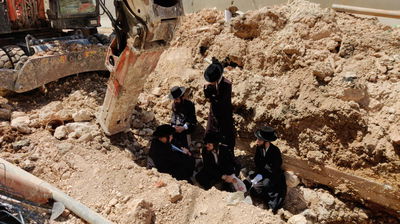 אב ובנו ו-6 מפגינים נעצרו בצומת בר אילן