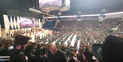 תיעוד: אלפי החסידים כבשו את אצטדיון הארנה