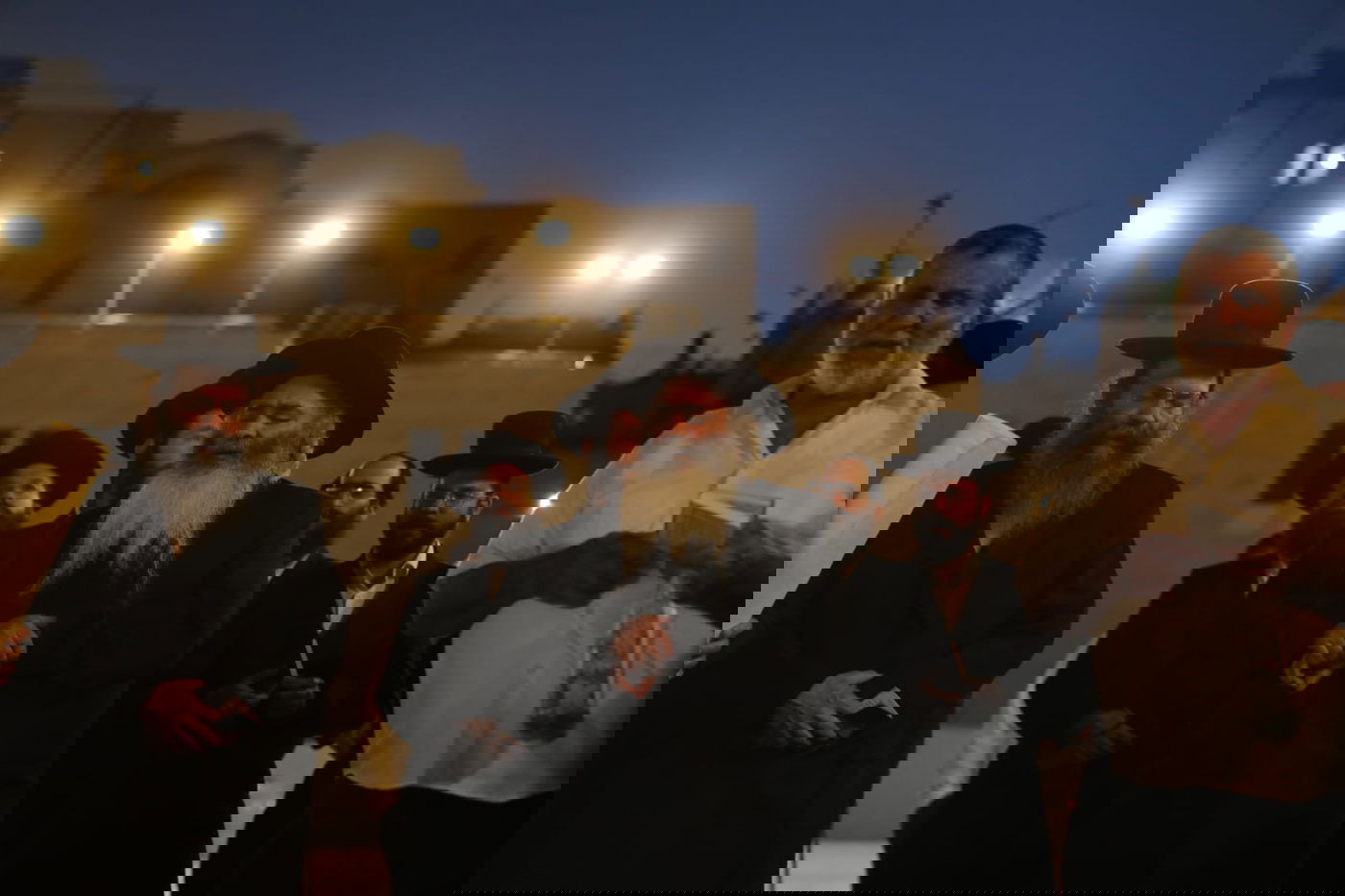 25 ממשפחות ההרוגים במירון התפללו יחד