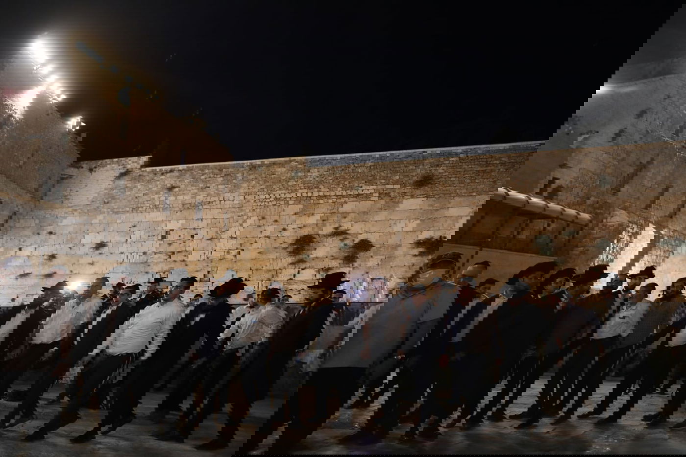 25 ממשפחות ההרוגים במירון התפללו יחד