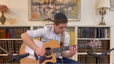 עילוי הגיטרה הצעיר מדהים בביצוע חדש: השיבנו