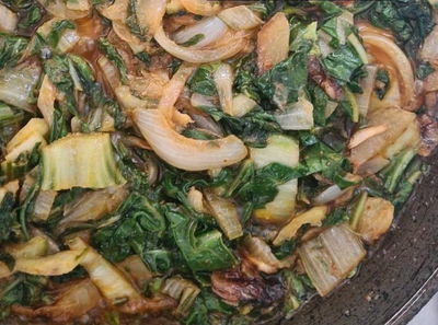 סלט עלי סלק