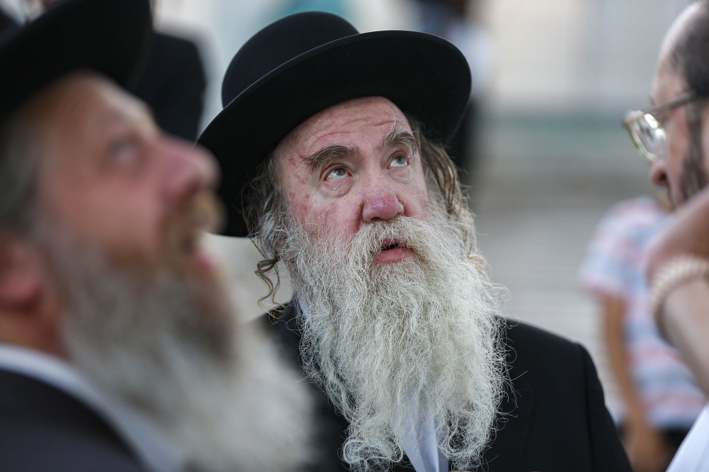 לקראת השלושים: שלט אזכרה נתלה במקום האסון