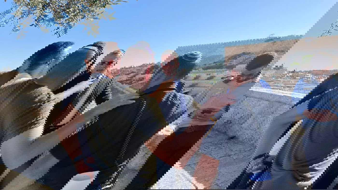 מנכ"ל בתי העלמין מתריע: הציון של ה'אור החיים' ייסגר בהילולה