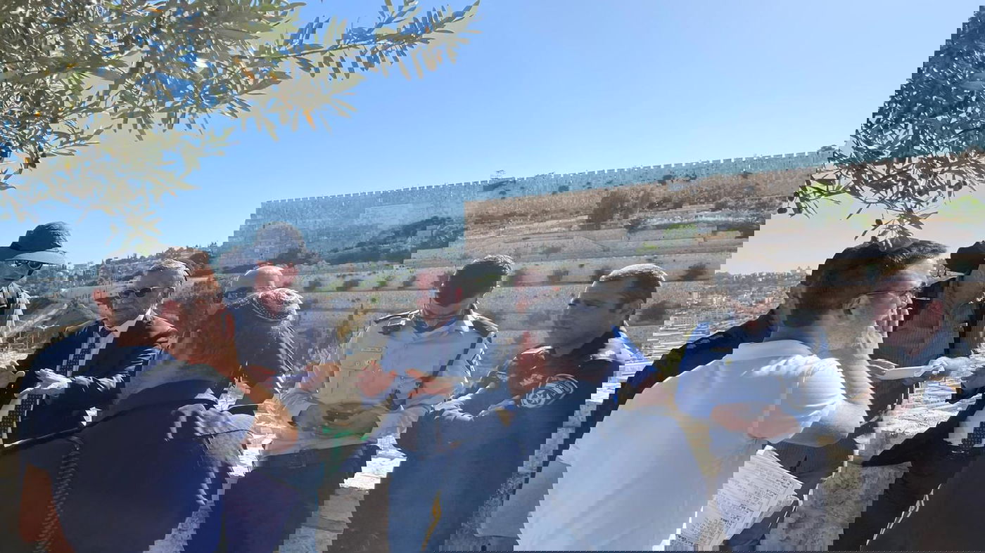 מנכ"ל בתי העלמין מתריע: הציון של ה'אור החיים' ייסגר בהילולה