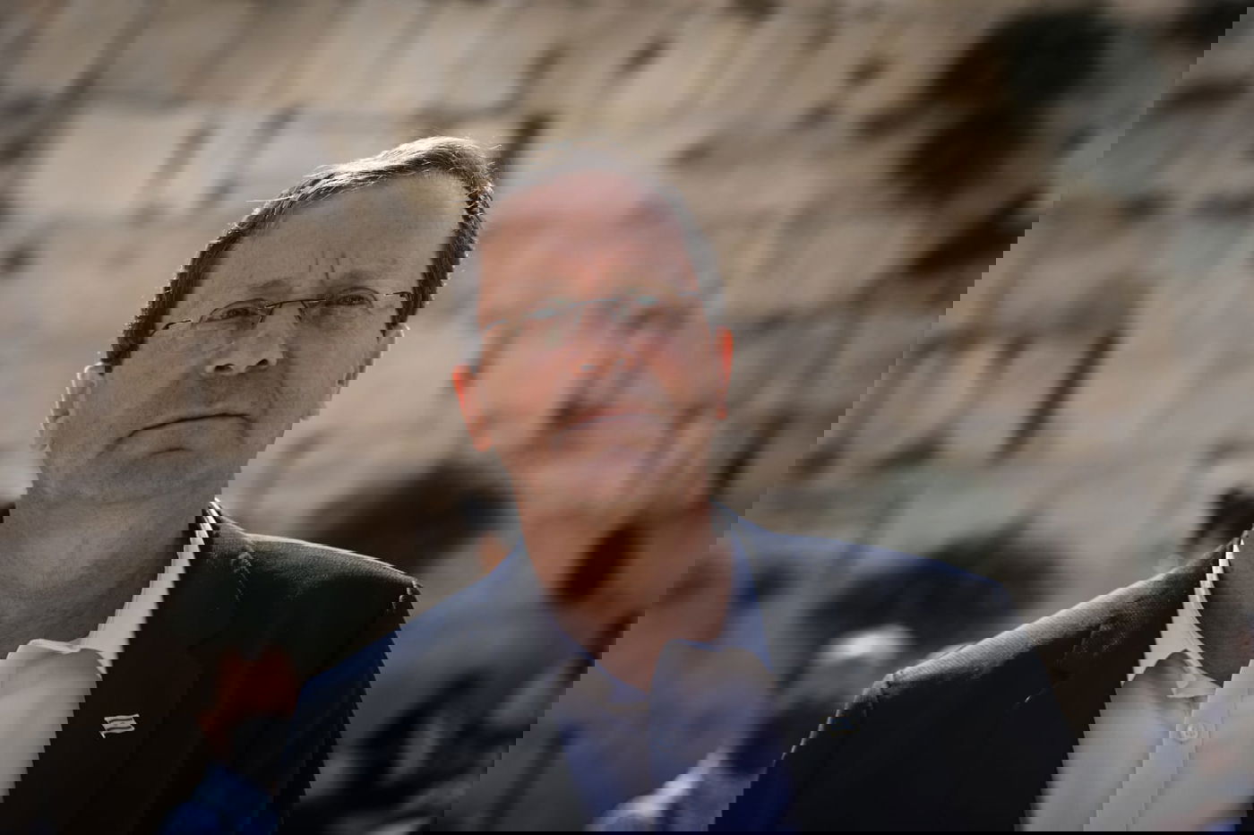 יממה לפני: יצחק הרצוג התפלל בכותל; צפו