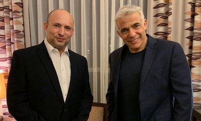 לפיד ובנט, הערב