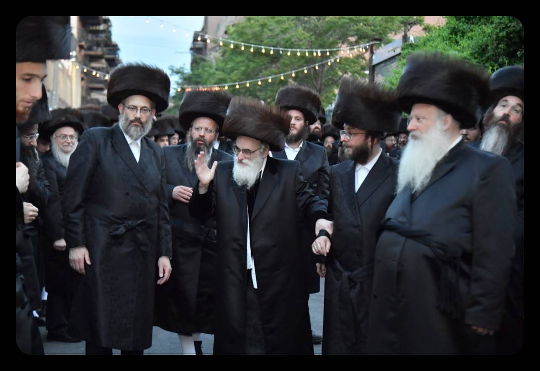 המונים בחתונת נכד הרבי מויז'ניץ בארה"ב