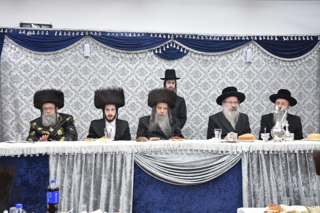 שבע ברכות בחצרות קוידינוב ולייפניק