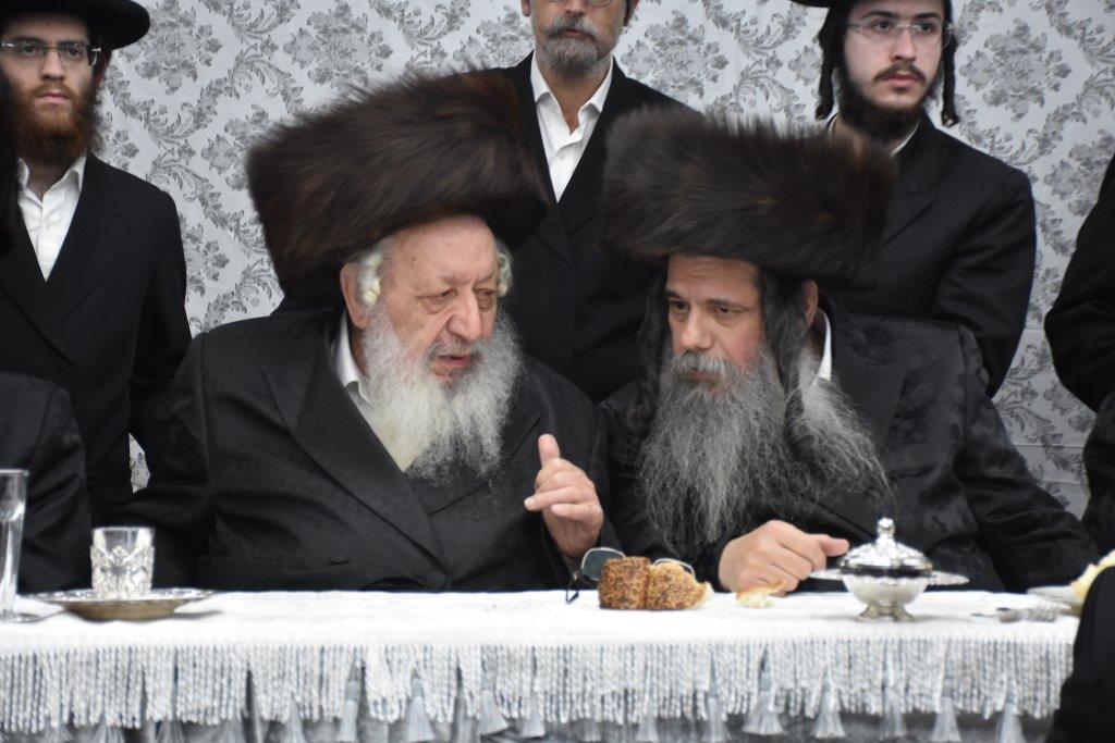 שבע ברכות בחצרות קוידינוב ולייפניק