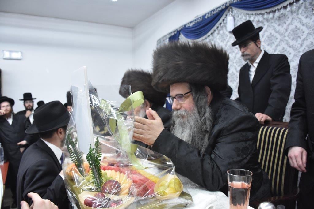 שבע ברכות בחצרות קוידינוב ולייפניק