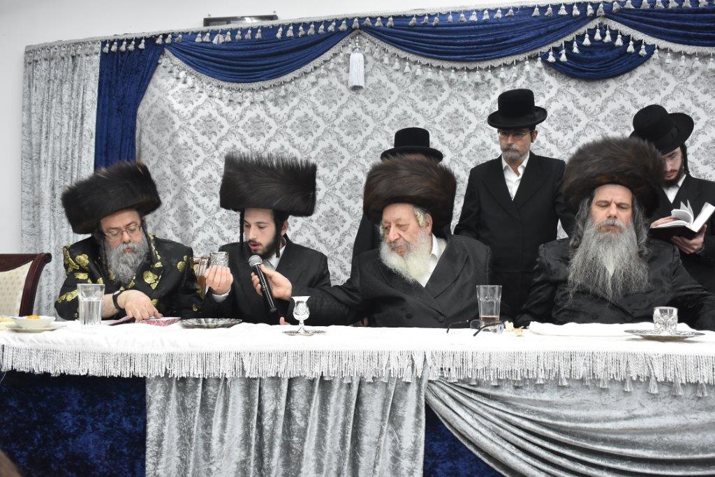 שבע ברכות בחצרות קוידינוב ולייפניק