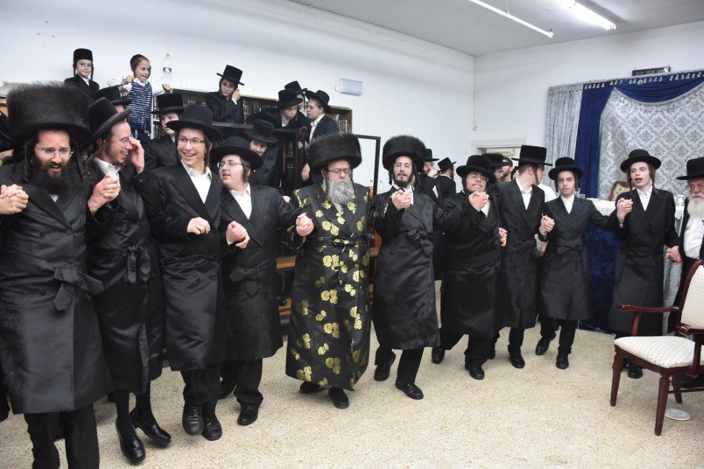 שבע ברכות בחצרות קוידינוב ולייפניק