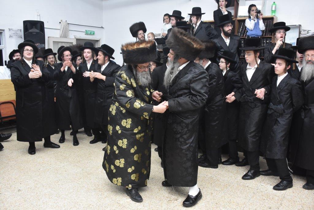 שבע ברכות בחצרות קוידינוב ולייפניק