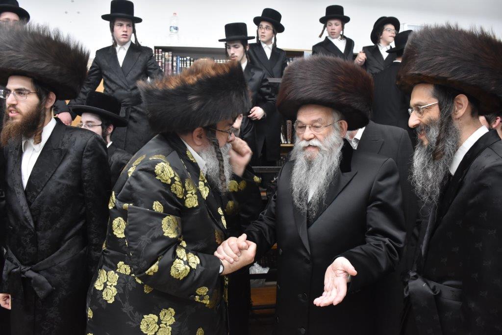 שבע ברכות בחצרות קוידינוב ולייפניק