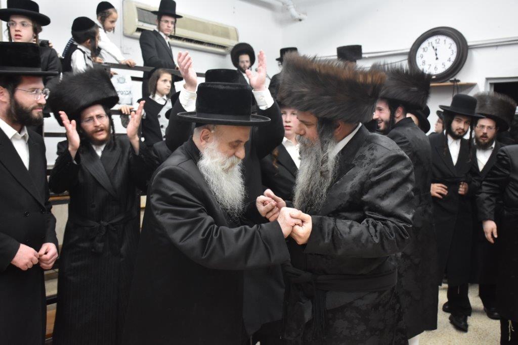 שבע ברכות בחצרות קוידינוב ולייפניק