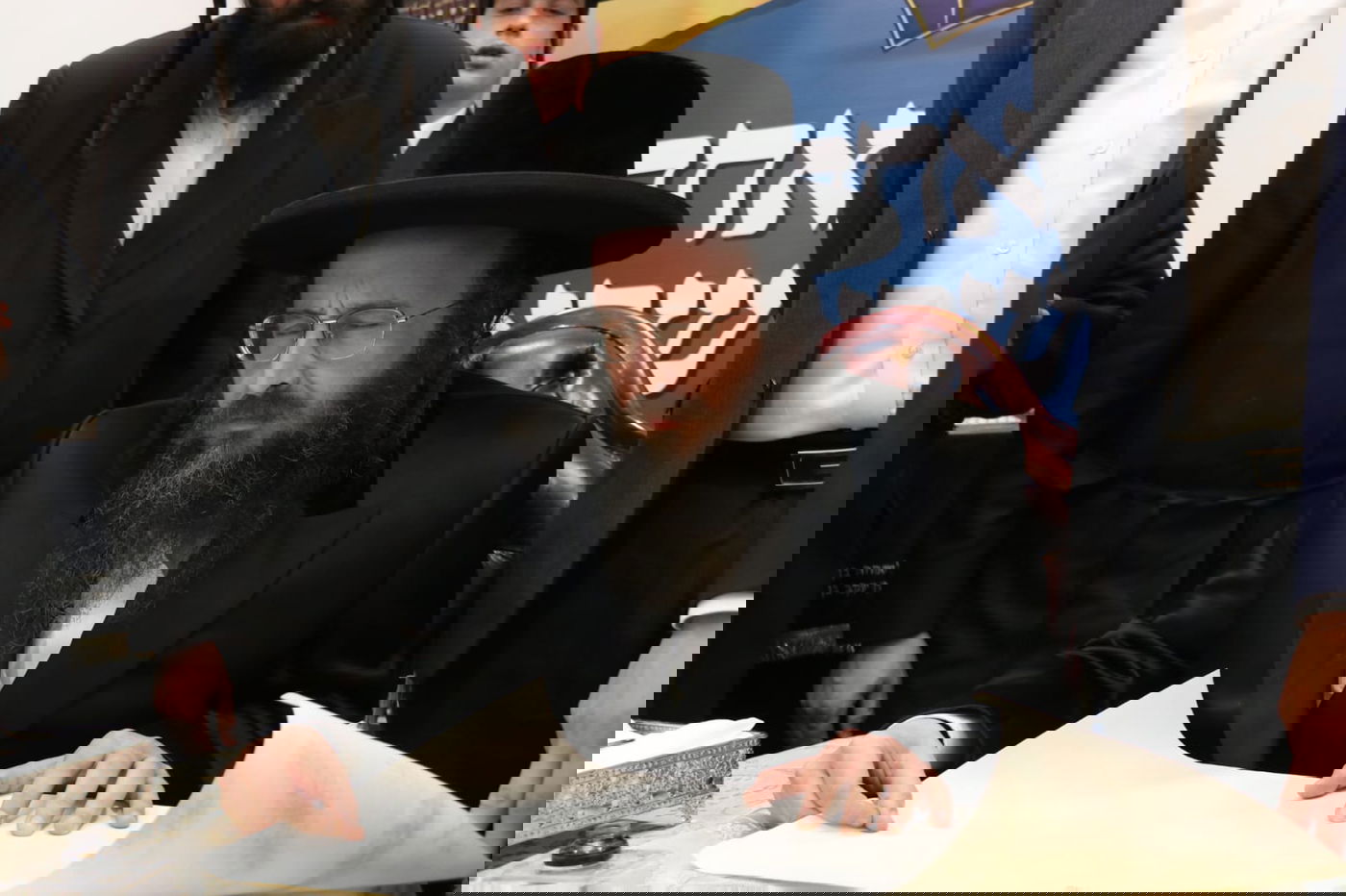 כתיבת ספר תורה לע"נ הבחור שנהרג באסון מירון